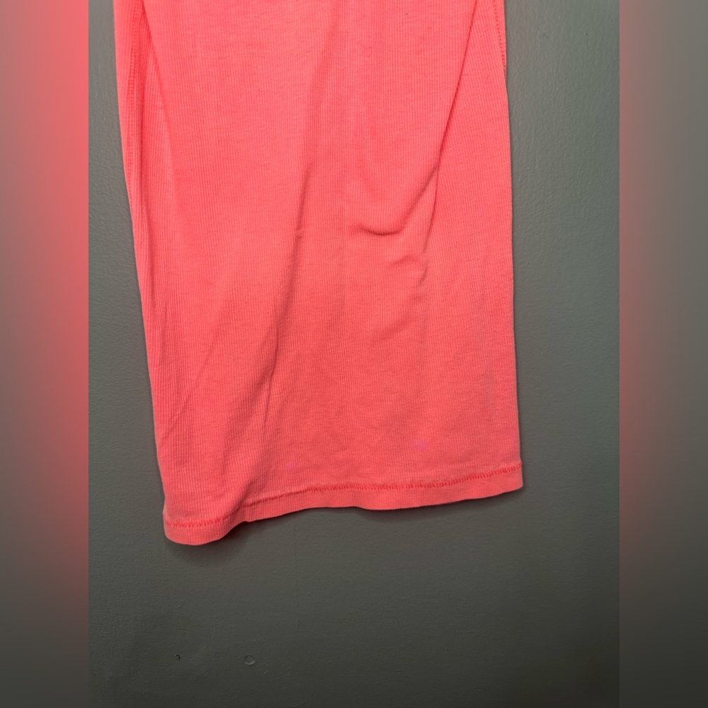 Pink Victoria secret Women's Pink Tank Top - Picture 7 of 9